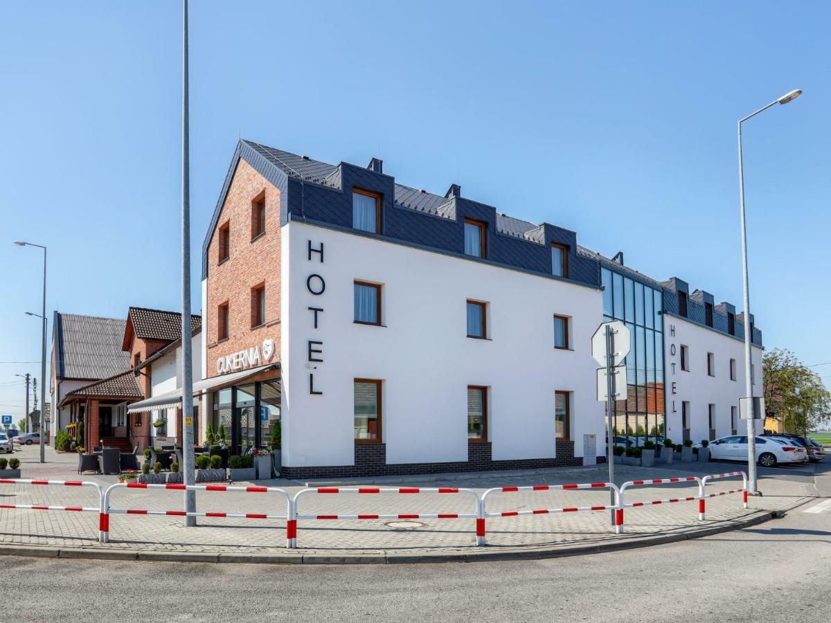 Hotel Antek Zlinice Exterior foto